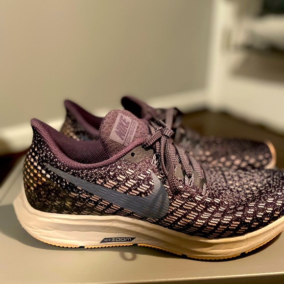 Nike Air Zoom Pegasus 35 - Picture 1 of 5